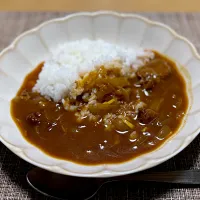 Snapdishの料理写真:スジ肉カレー🍛|Little Darlingさん