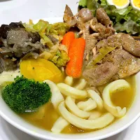 Snapdishの料理写真:野菜の旨みたっぷり湯麺風スープの肉のせうどん|マニラ男さん