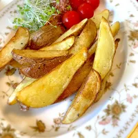 Snapdishの料理写真:今日の料理のフライドポテト|さくたえさん