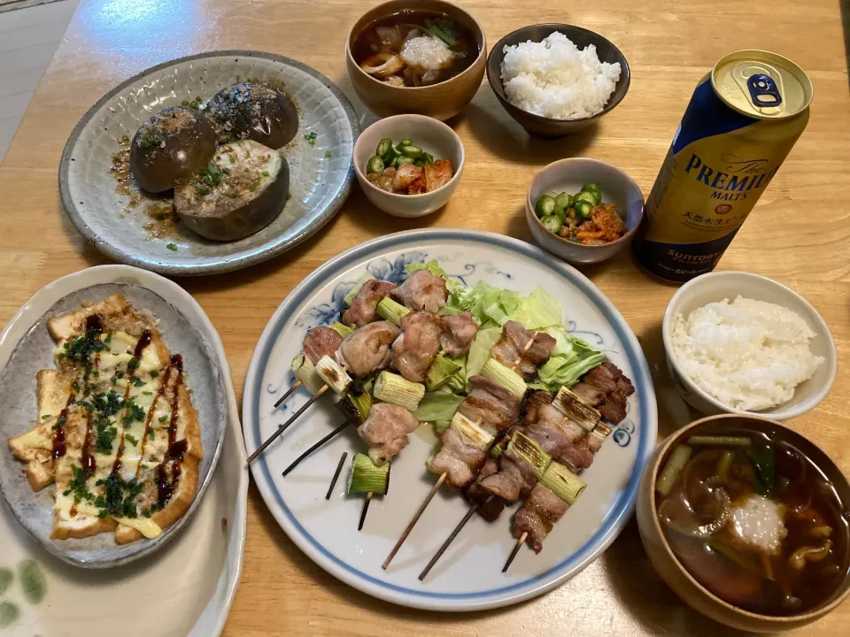 おうち焼き鳥〜魚グリルで焼いたら串が燃えた🤭笑笑|さくたえさん