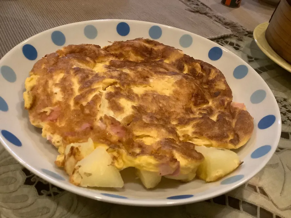 じゃがいもの🥔オムレツ😋|アライさんさん