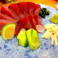 Snapdishの料理写真:かつおの刺身🐟