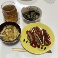 Snapdishの料理写真:晩御飯☆揚げ茄子の煮浸し☆ハンバーグ☆みそ汁（白菜・揚げ・しめじ）|Saharaさん