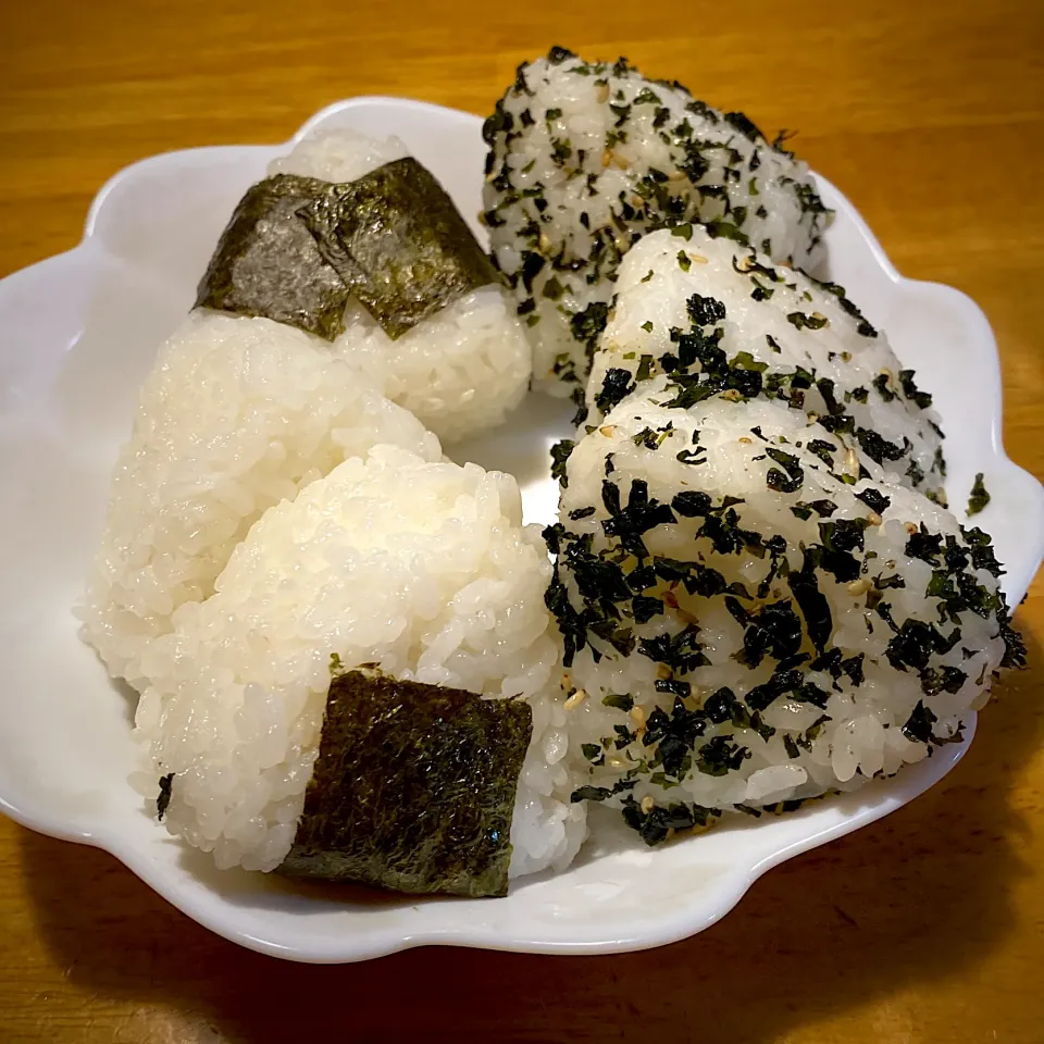 夫のおにぎり🍙弁当|もえさん