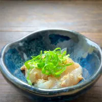 Snapdishの料理写真:釣り魚🎣カワハギの肝醤油和え