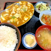 Snapdishの料理写真:麻婆定食|utayataさん