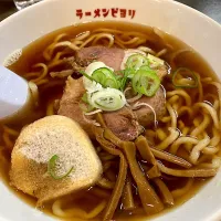 Snapdishの料理写真:しょうゆラーメン| 大宮 輝久さん