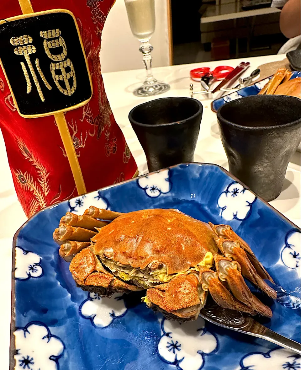 Snapdishの料理写真:上海蟹メス🦀➰🥂|ナムナムさん