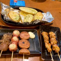 Snapdishの料理写真:幸せ〰️のベビーハム😍 焼き鳥とじゃがバター🥔|🐈⸒⸒⸒⸒つるのダンス🐈🐾さん