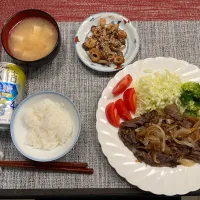 Snapdishの料理写真:ニクの日🎵牛肉ソテー|kiyominさん