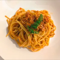 Snapdishの料理写真:豚薄切り肉でミートソースのパスタ|石川ティハルさん