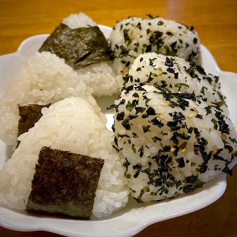 夫のおにぎり🍙弁当|もえさん