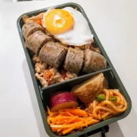 Snapdishの料理写真:ガパオライス弁当🌷|きゅーさん