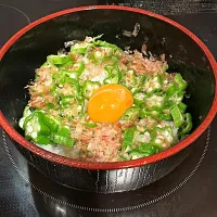 Snapdishの料理写真:オクラ丼|玉川 敦さん