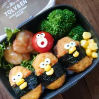 Snapdishの料理写真:漢の…次女用🍱マルシンハンバーグナゲットおにぎり弁当|ᵏᵒᵘさん