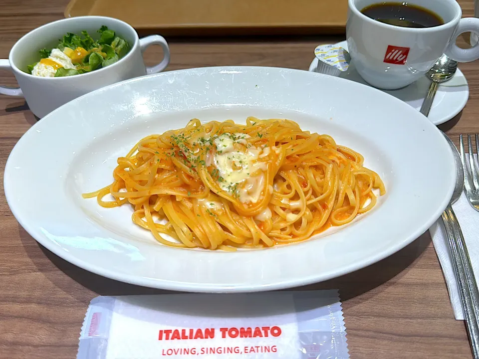 東京大学駒場キャンパストマトチーズ生パスタ|あべたかひろさん