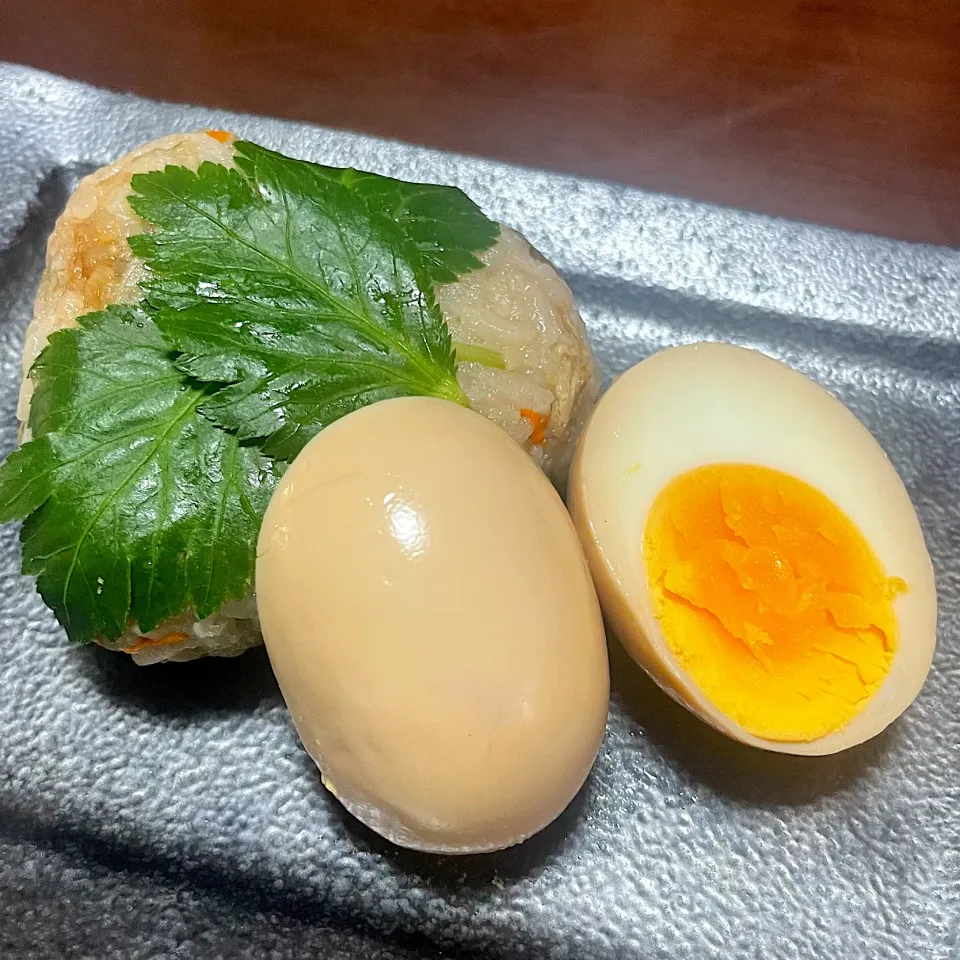 炊き込みご飯🍙と味玉|あーさん