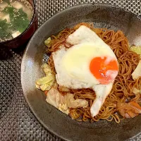 Snapdishの料理写真:焼きそば　汁