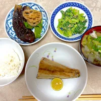 Snapdishの料理写真:ほっけと茄子と蓮根の炒め煮|yasukoさん