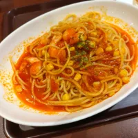 Snapdishの料理写真:パスタランチ🍝エビとコーンのトマトソース|Ikue Sawadaさん