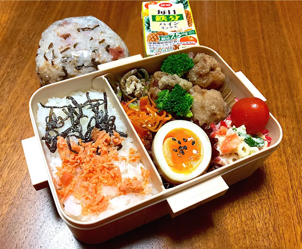 Snapdishの料理写真:10月31日お弁当＆朝練おにぎり|Meimamaさん