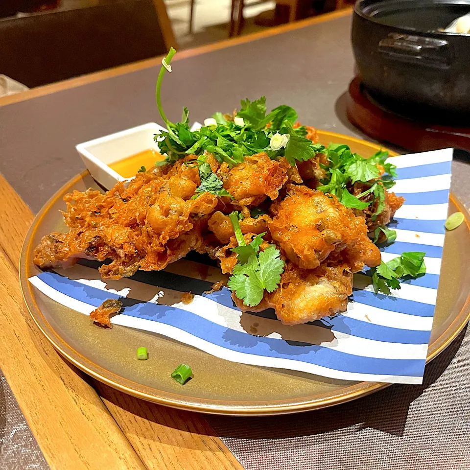 Pan fried baby oysters with scrambled eggs|skyblueさん