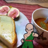 Snapdishの料理写真:朝食のチーズトーストとスープ|イリヤさん