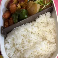 Snapdishの料理写真:かぼちゃと豚肉甘辛炒め、ピーマンとさつま揚げ、ジャーマンさつまいも|ちあぽんさん