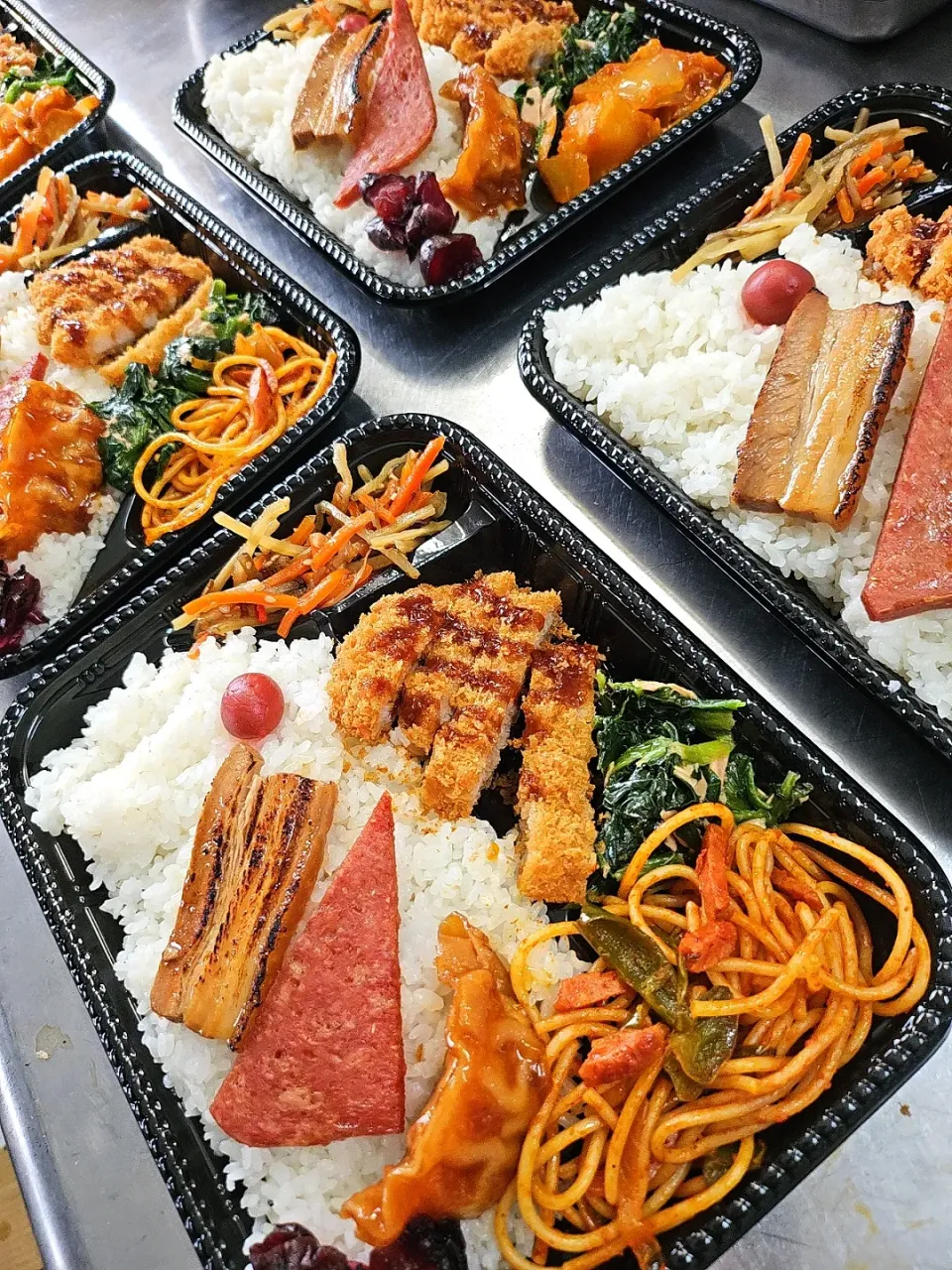 とんかつスペシャル弁当|景子さん