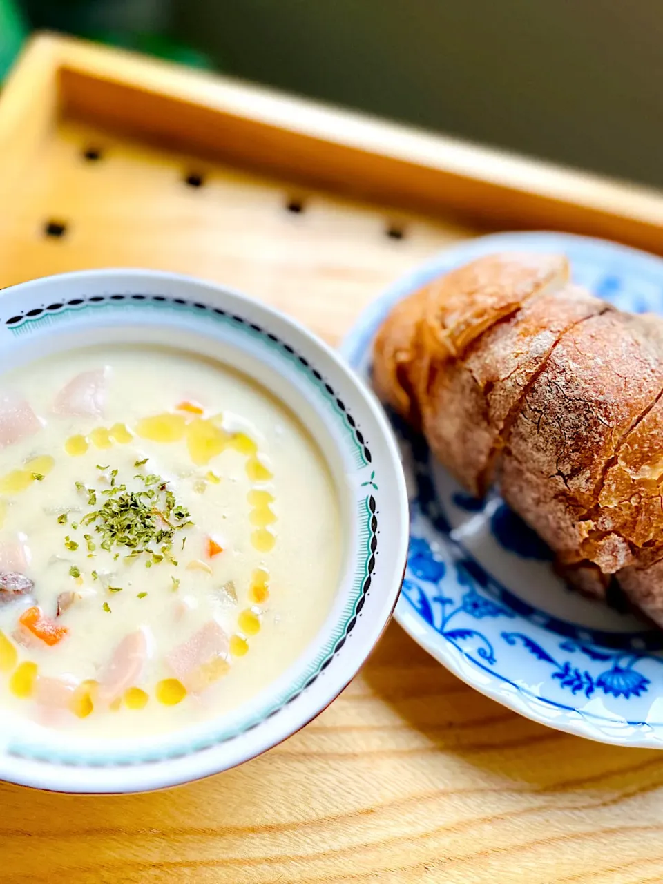 Snapdishの料理写真:きのことじゃがいものポタージュ|アッコちゃん✨さん