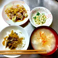 Snapdishの料理写真:キャベツの豚バラ巻き　キャベツと大葉のさっぱり和え| みほさん