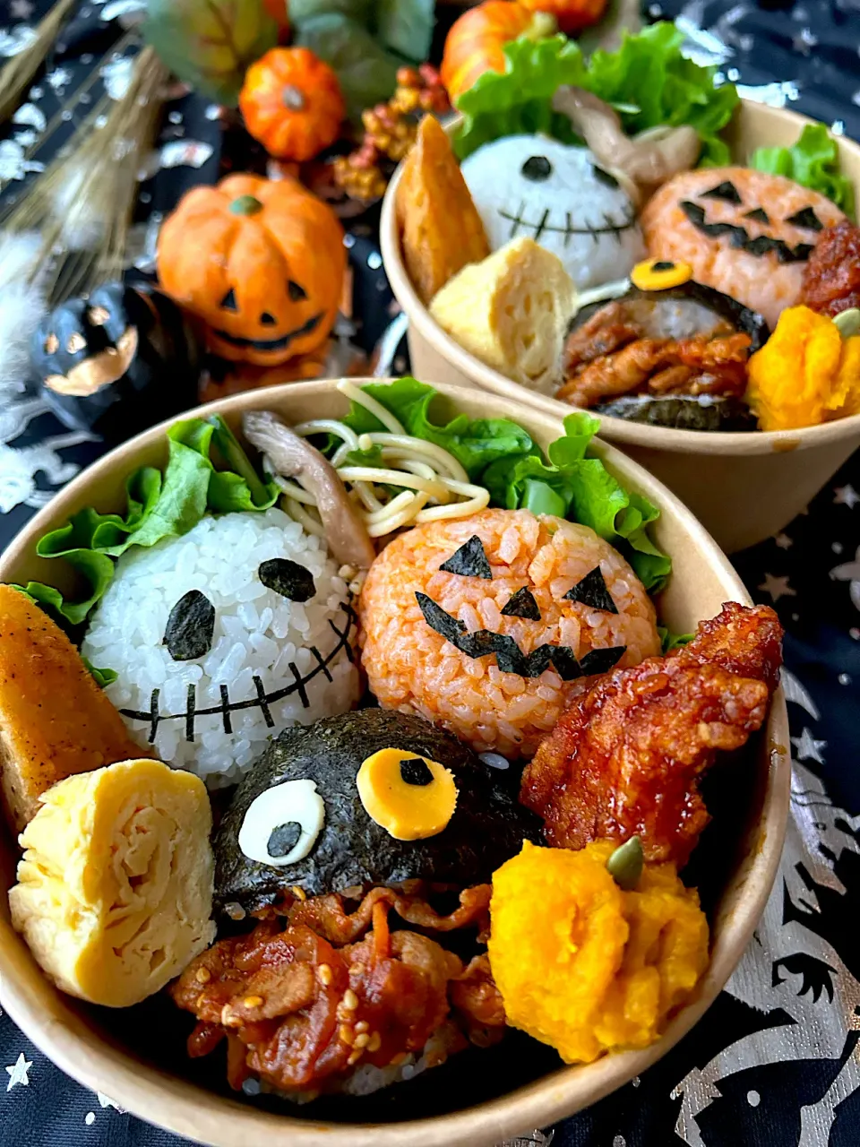 Snapdishの料理写真:ハロウィンなおにぎり弁当🎃👻💜|まなまな♡さん