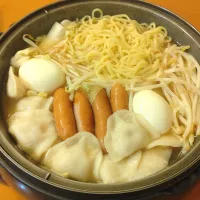 Snapdishの料理写真:鍋ラーメン|chikakoさん