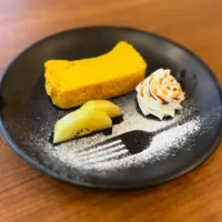 Snapdishの料理写真:濃厚カボチャのケーキ♪|シャビーちゃんさん