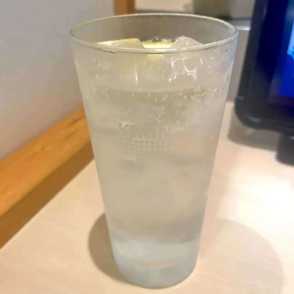 Snapdishの料理写真:氷結無糖レモンサワー|T. Wonderさん