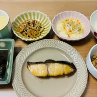 Snapdishの料理写真:おばんざいご飯|mtsu_sh_tmさん