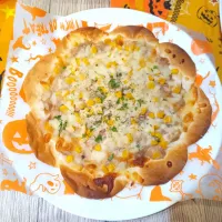 Snapdishの料理写真:餃子の皮ピザ🍕|wakabachanさん