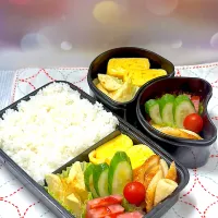 Snapdishの料理写真:ハムステーキ弁当|アッキーさん