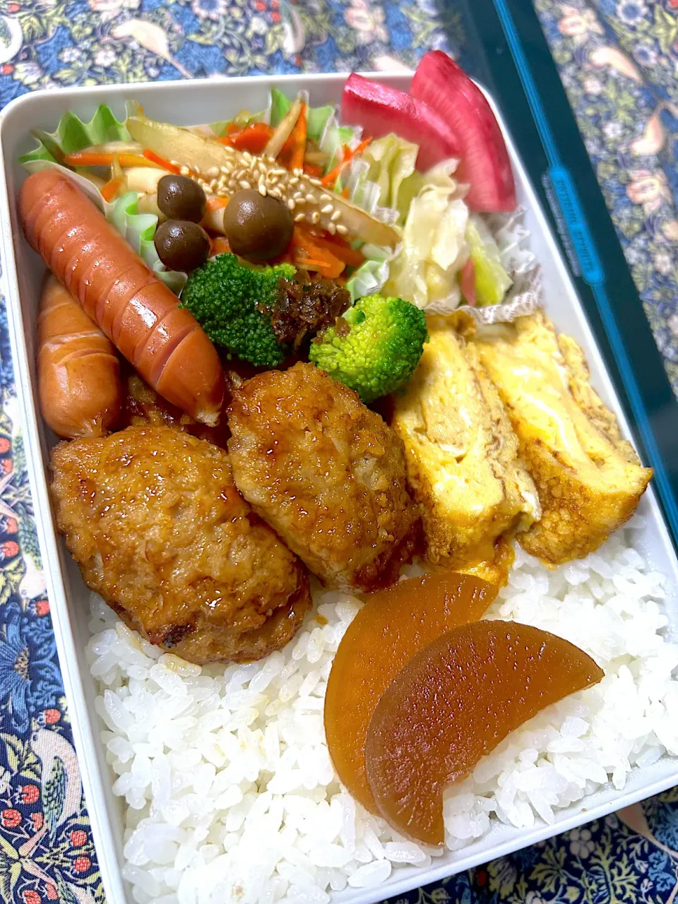 Snapdishの料理写真:おばあちゃんの手作り弁当👵|あーちゃんさん