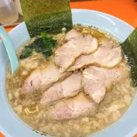 Snapdishの料理写真:ラーメンショップ南桜井チャーシュー麺🍜