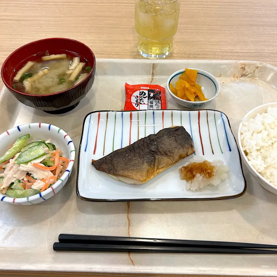 Snapdishの料理写真:寮の朝ごはん😋|すかラインさん