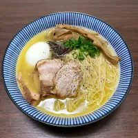 Snapdishの料理写真:鶏白湯塩ラーメン|dashi menjiroさん