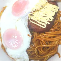 Snapdishの料理写真:ソース焼きそば| akimitsuさん