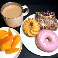 Snapdishの料理写真:16:31 おうちカフェ☕️🍩|へれ子さん