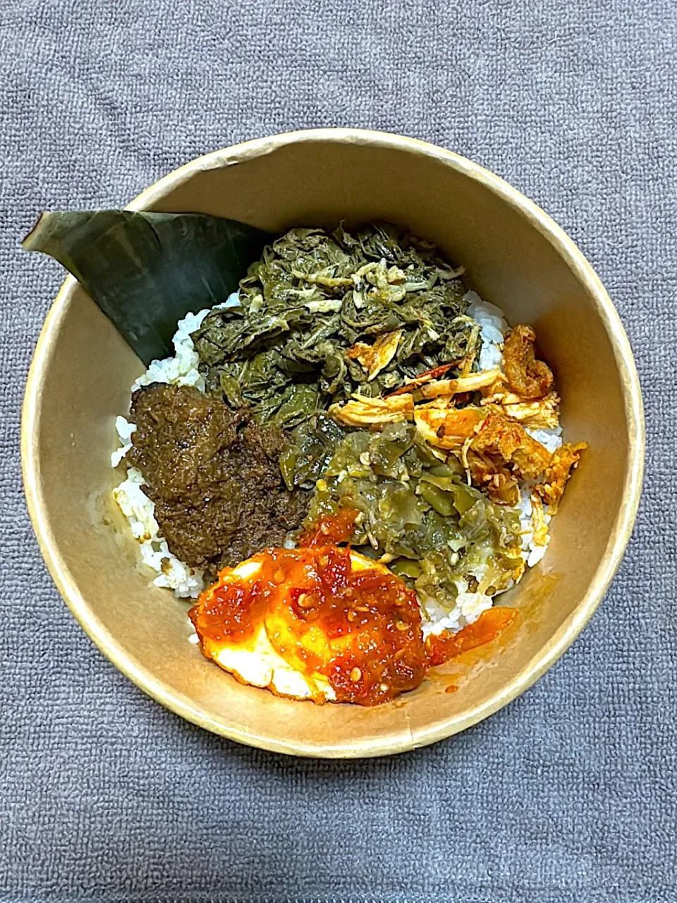 Snapdishの料理写真:Nasi Padang|yeni kartikasariさん