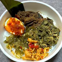 Snapdishの料理写真:Nasi Padang|yeni kartikasariさん