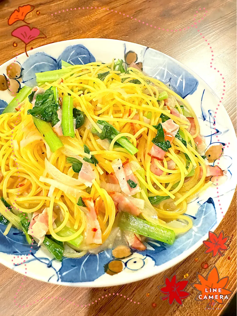 ベーコンと小松菜のペペロンチーノ🍝|ゆき茶❁⃘*.ﾟさん