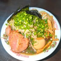 Snapdishの料理写真:家で横浜家系ラーメン🍥🍜|ぽんちゃんさん