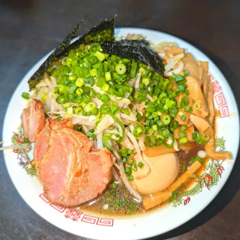 「にんにく」を使ってみたSnapdishの料理・レシピ写真:家で横浜家系ラーメン🍥🍜