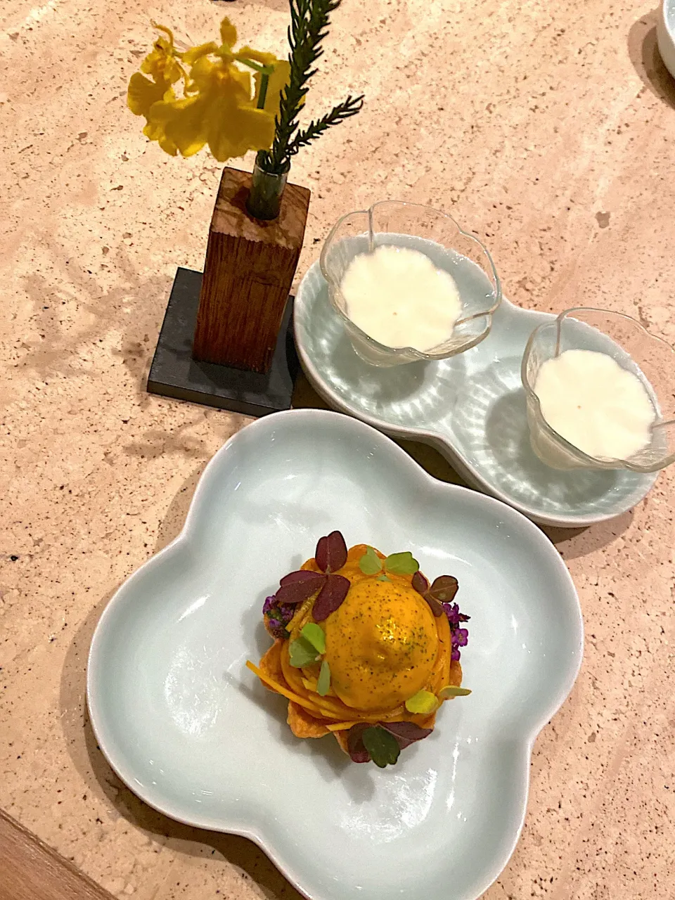 Bean Curd Tartlet
Pumpkin Soy Foam, Soy Ricotta, Pumpkin Seed Pesto and Chestnut|H2Oさん